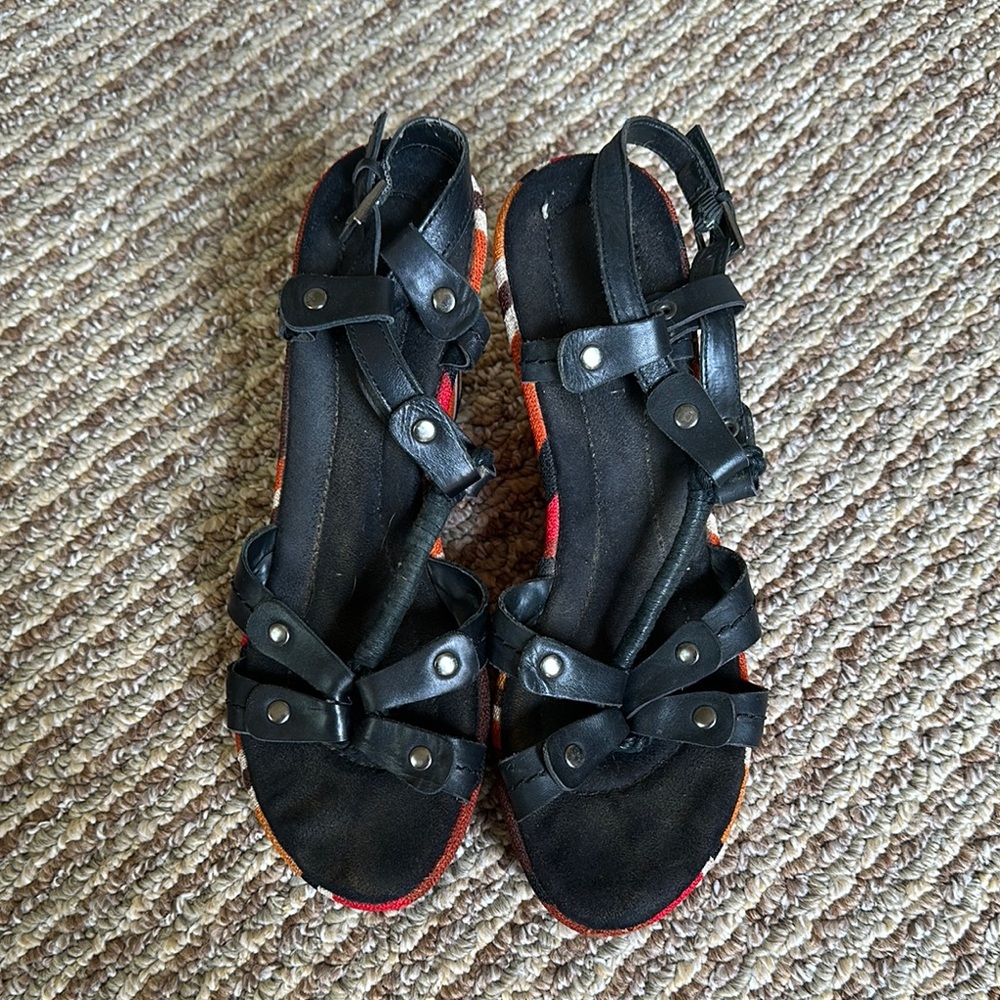 Nine West Black and Orange Wedges